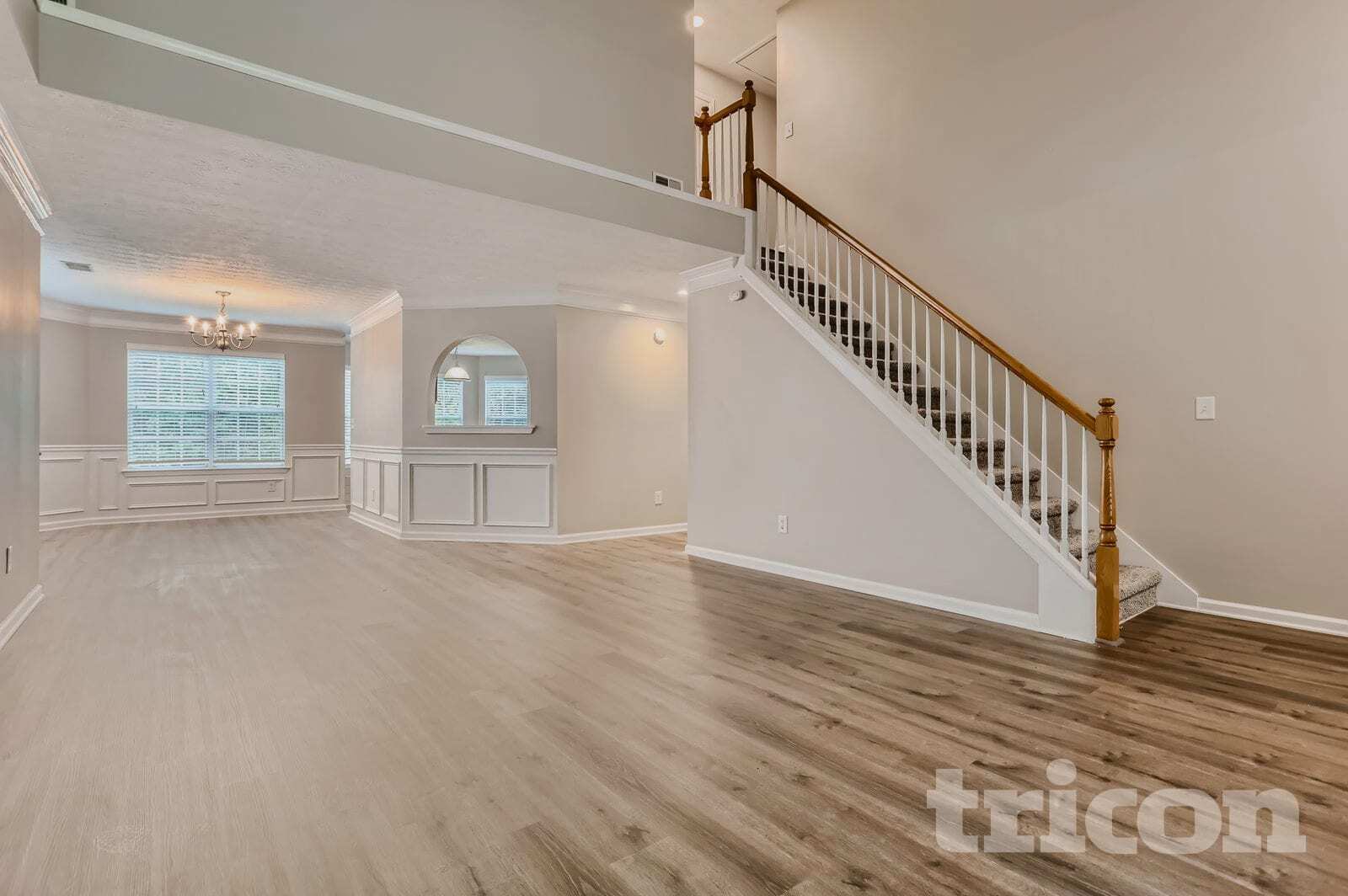 Building Photo - 10 St Charles Pl