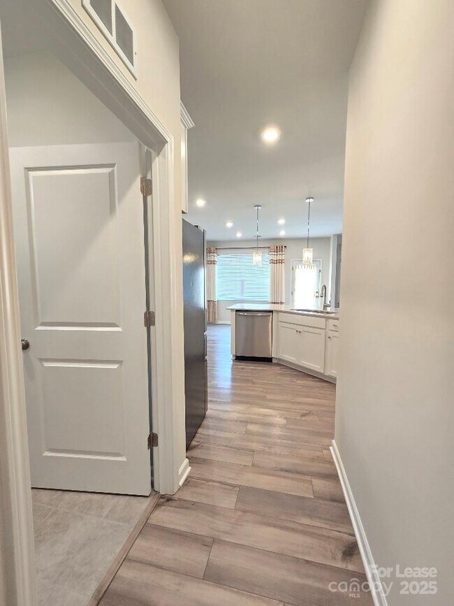 Building Photo - 18022 Stark Wy