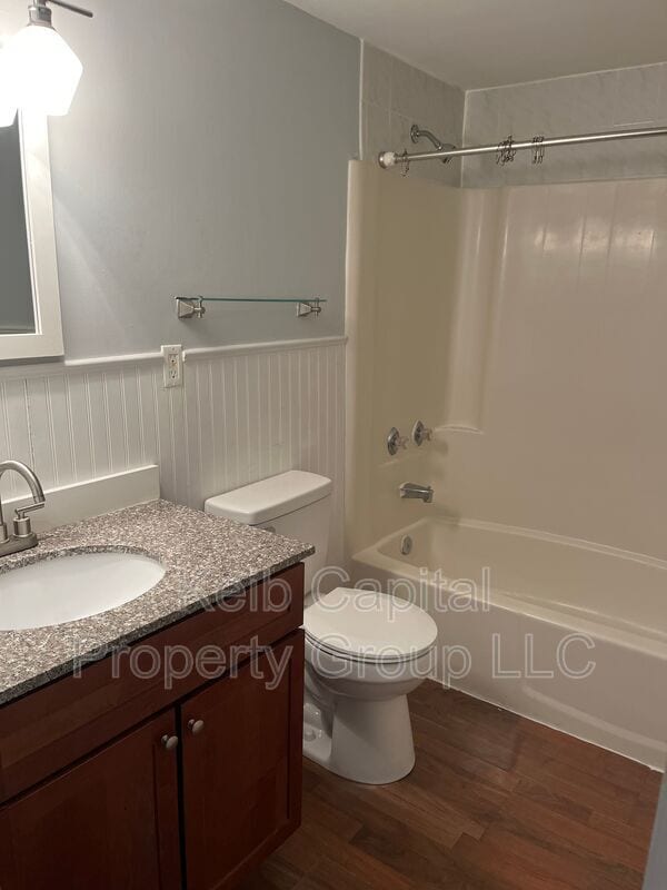 Building Photo - 90-92 Ford Street