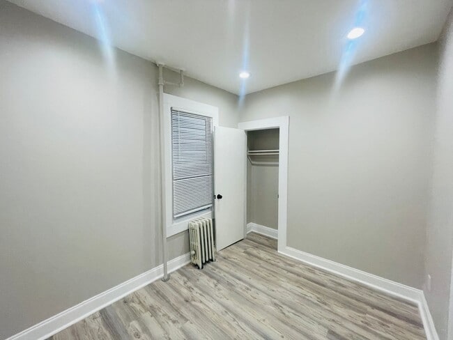 Building Photo - 289 Elmwood Ave