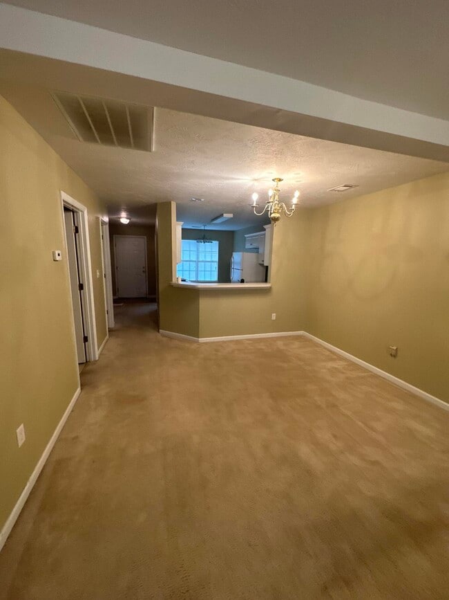 Building Photo - 1411 Anna Way