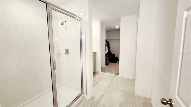 Building Photo - 5190 Minneola Ln