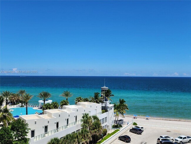 Building Photo - 3505 S Ocean Dr