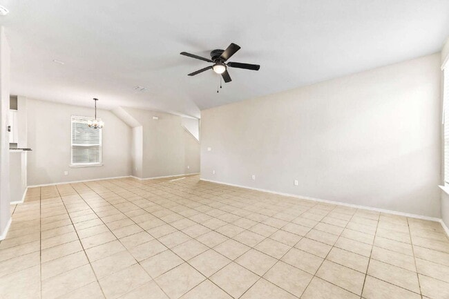 Building Photo - "Spacious 4-Bedroom Retreat with 3 Full Baths in San Antonio – Your Perfect 2029 Sq Ft Sanctuary!"