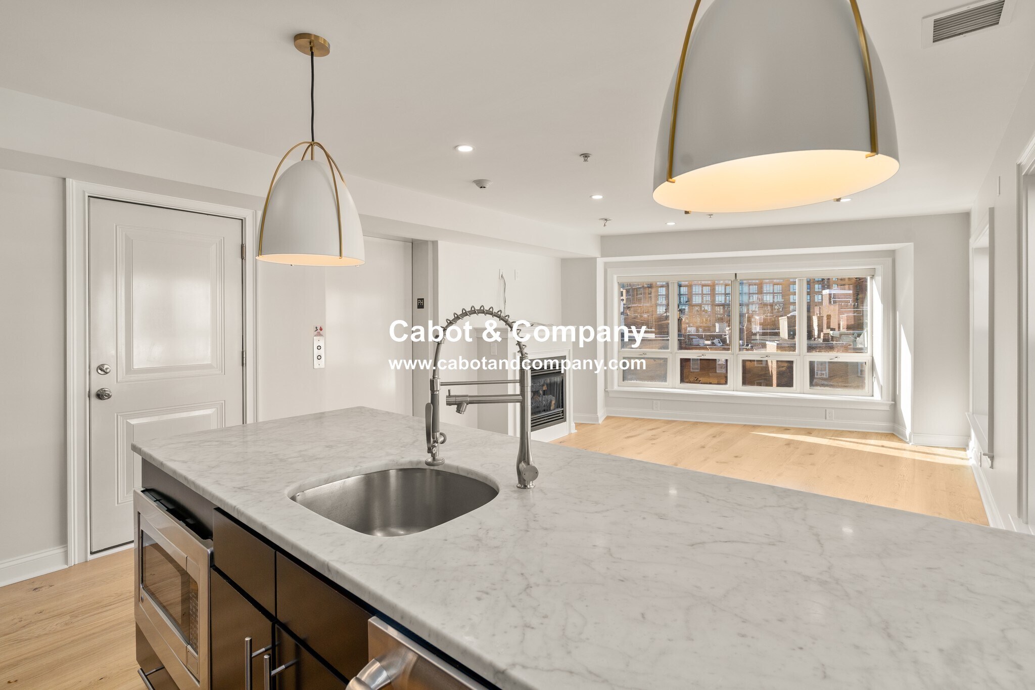 Building Photo - 9 N Margin St