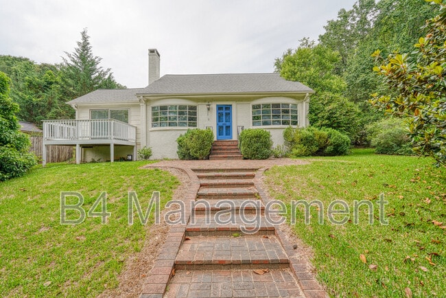 Primary Photo - 925 Brentwood Dr