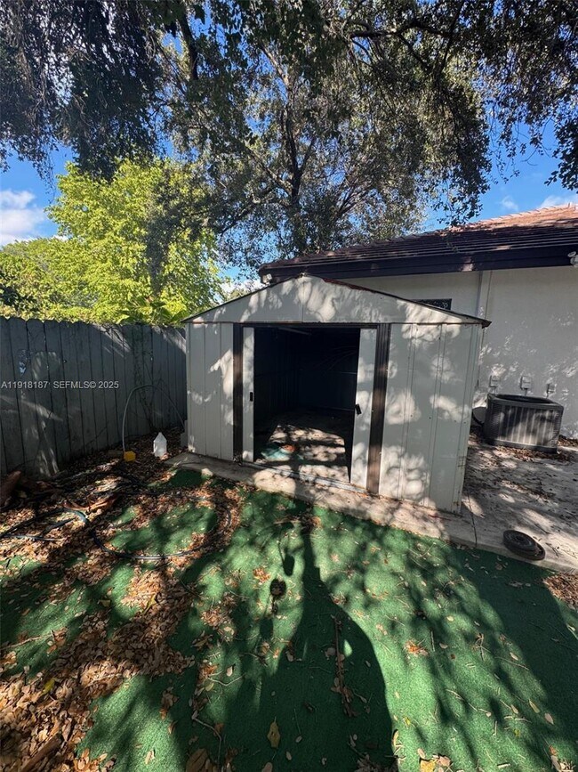 Building Photo - 5496 NW 4th St