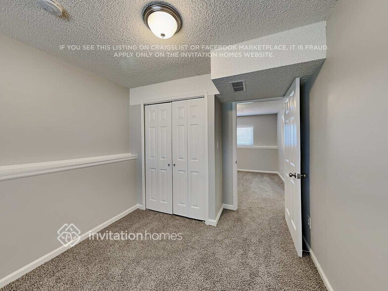Building Photo - 517 Turf Trail Pl