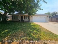 Building Photo - Super Cute House in East Redding With Atta...