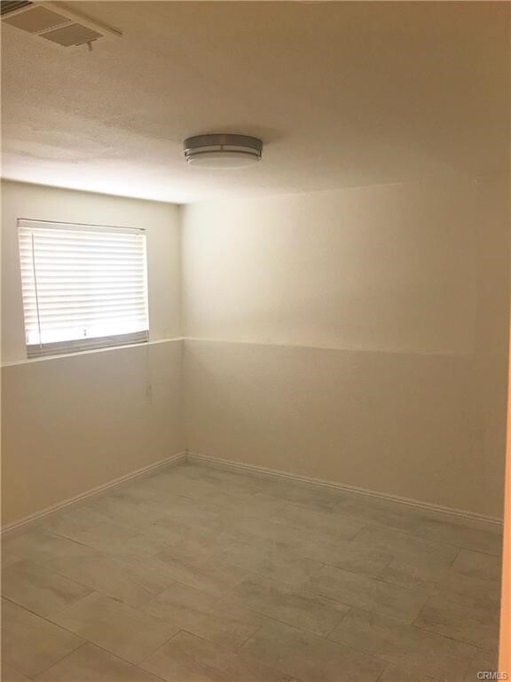 Building Photo - 976 E Edgecomb St