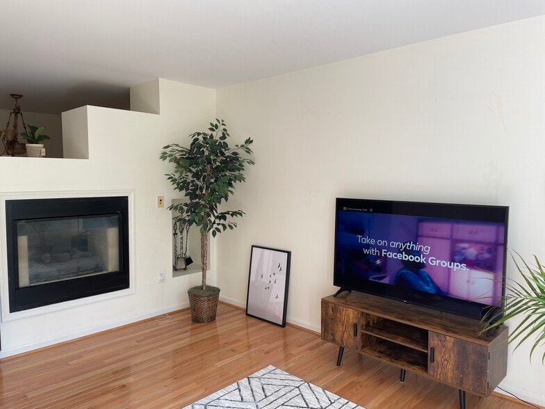 Living Room - 6403 Knapsack Ln