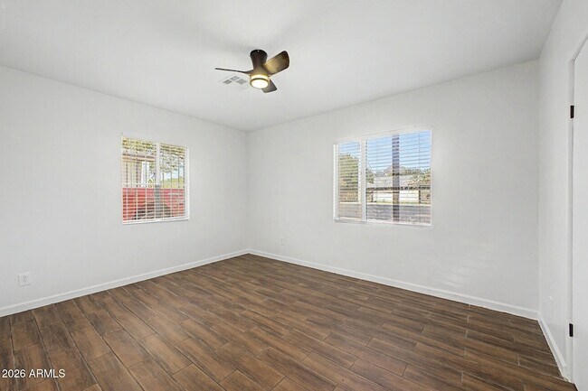 Building Photo - 7008 N 12th St