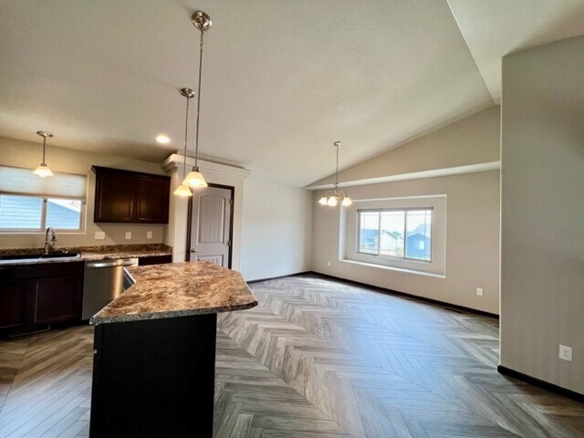 Building Photo - 4437 Beringer Dr