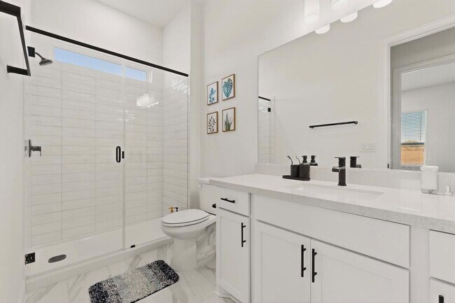 Building Photo - 2121 Lolo Ln