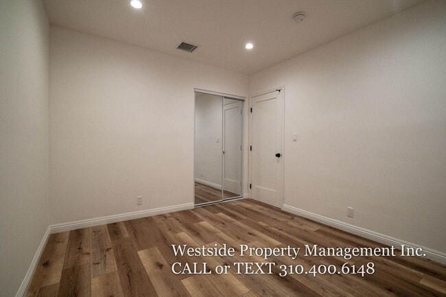 Building Photo - 4274 Elenda St