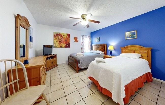 Building Photo - 15005 Windward Dr