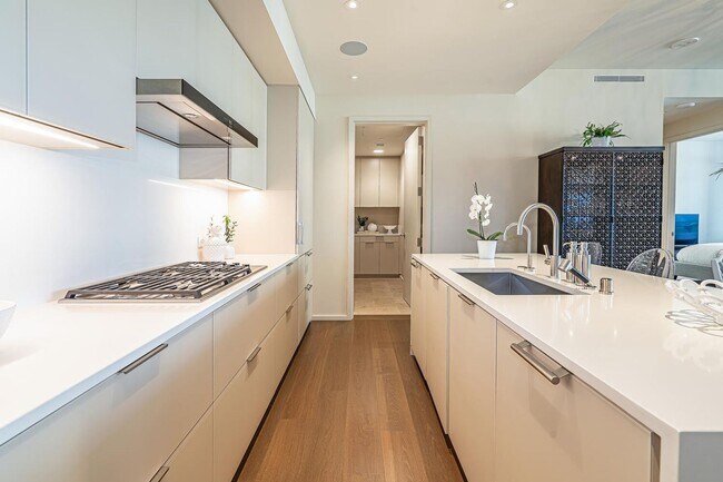 Building Photo - Park Lane 2803