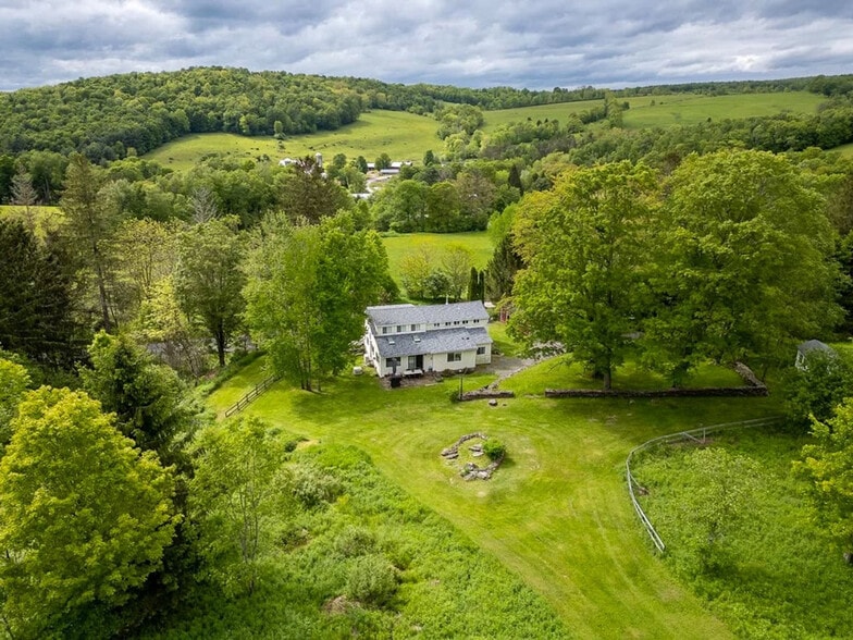 Building Photo - 5180 County Hwy 14