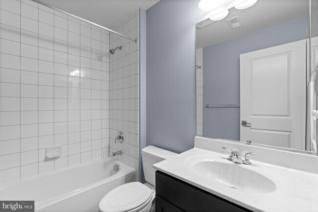 Building Photo - 8506 Pine Springs Dr
