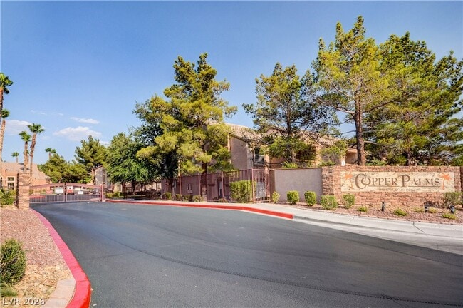 Building Photo - 1150 N Buffalo Dr