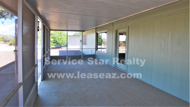 Building Photo - 17230 N Palo Verde Dr