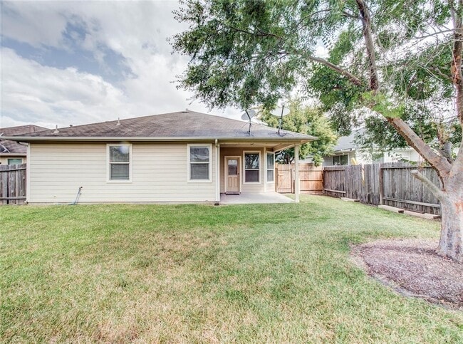 Building Photo - 22411 Albee Dr