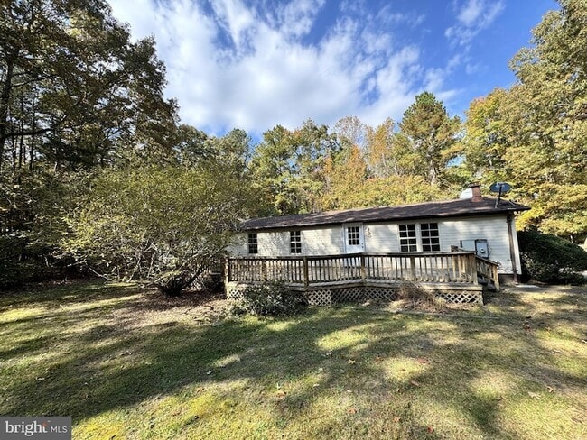 Building Photo - 340 Faucetts Rd