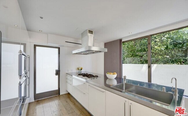 Building Photo - 11 Marine Terrace