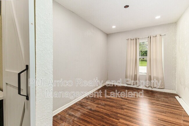 Building Photo - 5680 Durrance Rd