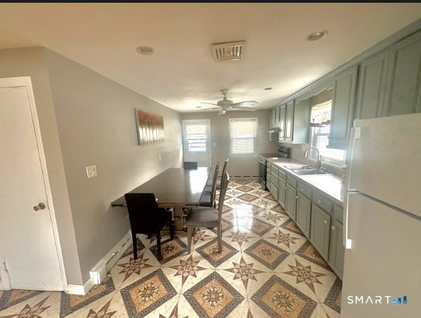 Building Photo - 48 Gates Ave