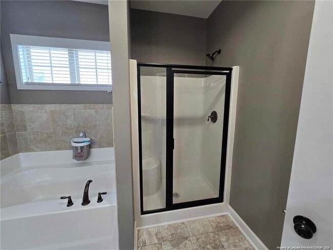 Building Photo - 323 Nottingley Dr