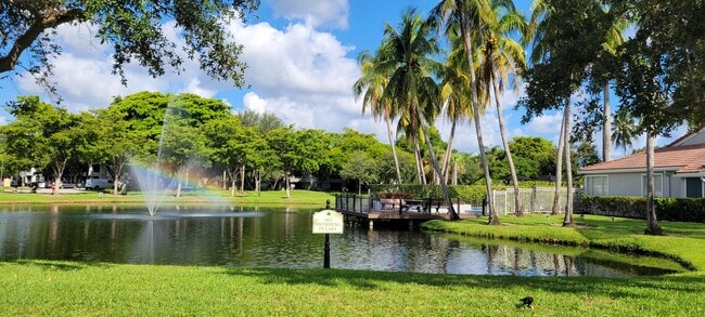 Building Photo - 611 Lyons Rd