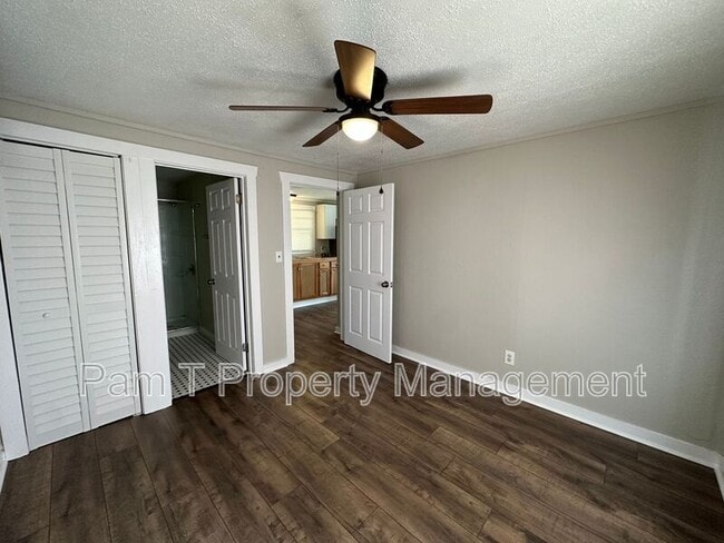 Building Photo - 9159 Ferguson Ave