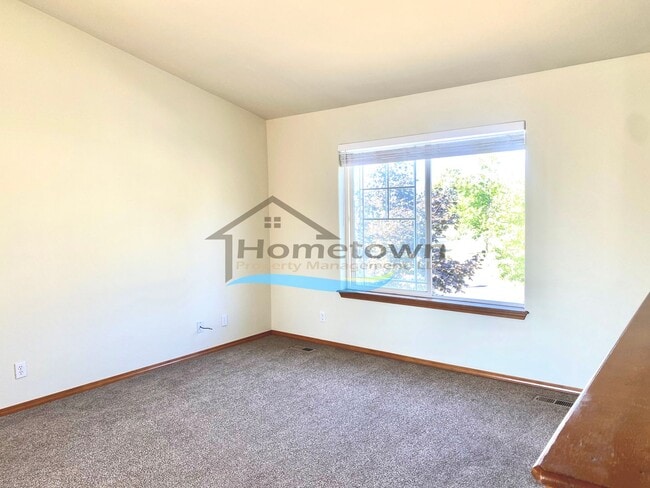 Building Photo - Beautiful 4-Bed, 2-Bath Home on a Corner L...