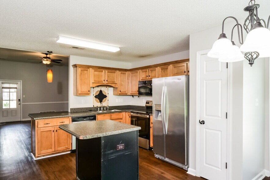 Building Photo - 4234 Markston Dr
