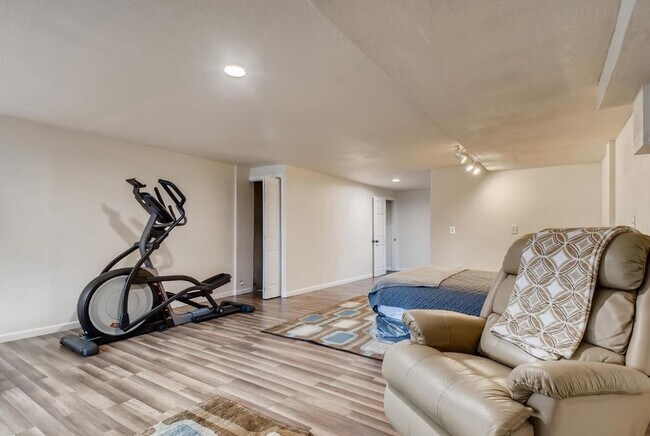 Building Photo - 2993 W 81st Ave