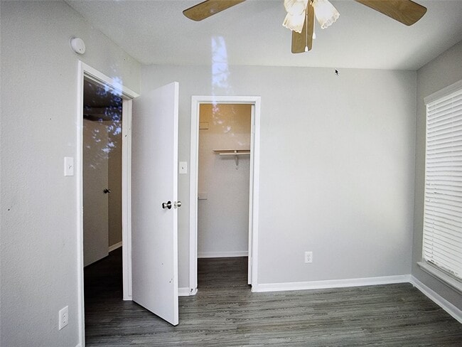 Building Photo - 2402 Bammelwood Dr