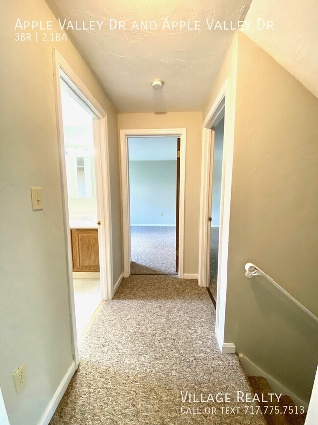 Building Photo - 818 Apple Valley Dr