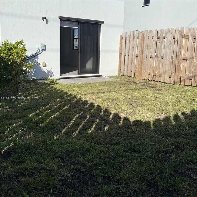 Building Photo - 13370 SW 287th Ter