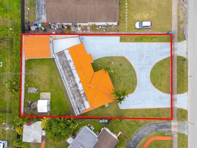 Building Photo - 1230 SW 86th Ct