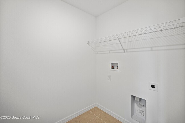 Building Photo - 4374 Masthead Ave