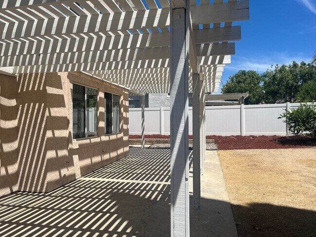 Building Photo - Bridlevale Community 4 bedroom