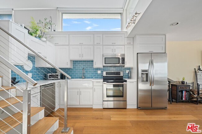 Building Photo - 7 Fleet St