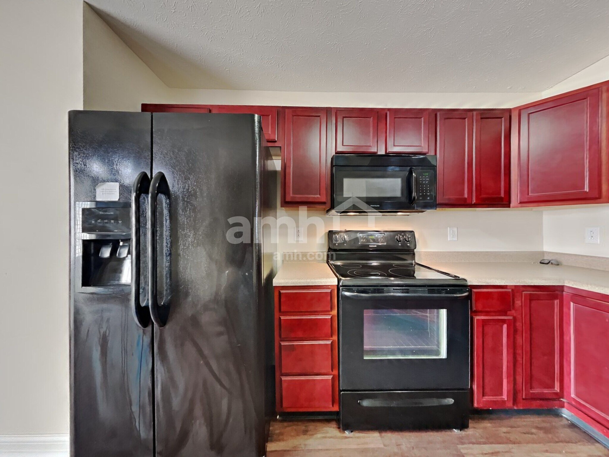Building Photo - 681 Bridgebend Run