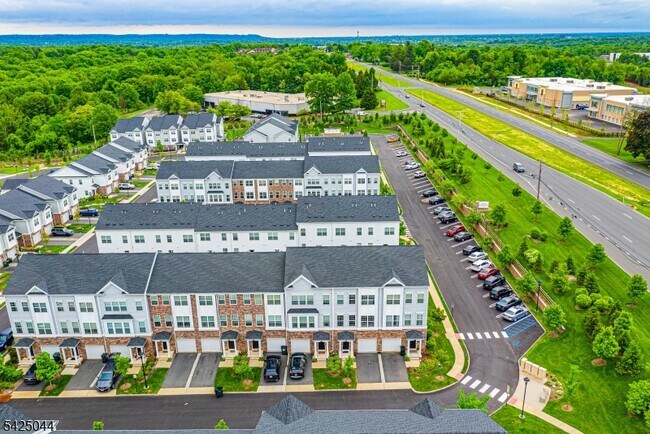 Building Photo - 309 Saratoga Ct