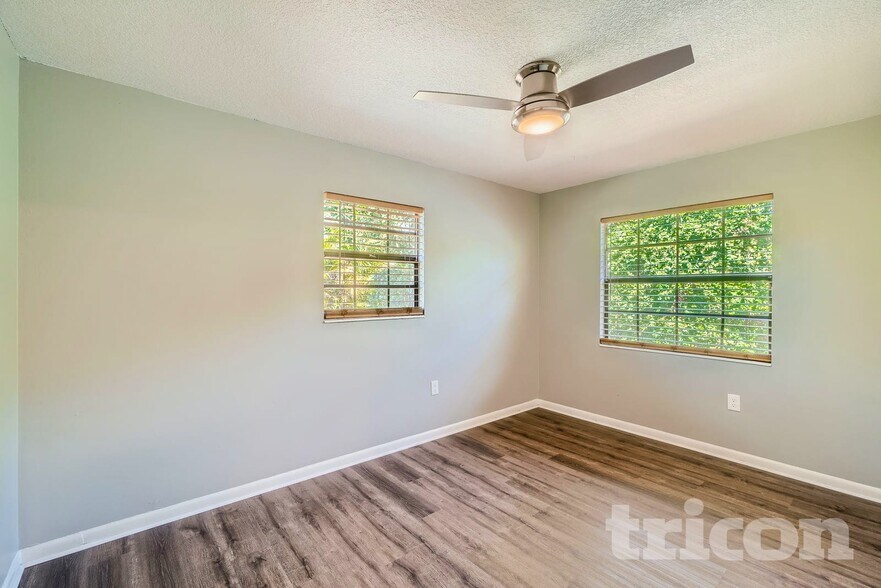 Building Photo - 348 Barbara Cir