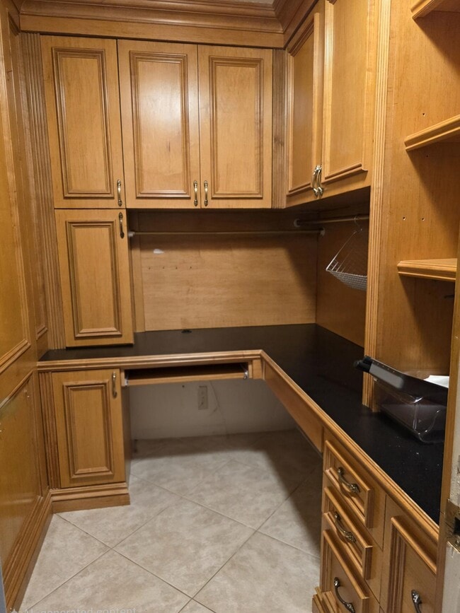 Building Photo - 11630 Island Lakes Ln
