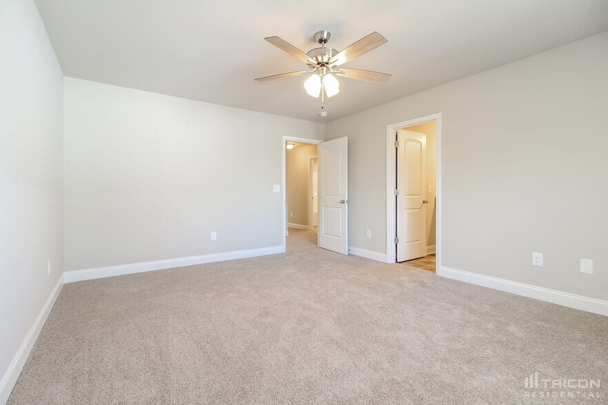 Building Photo - 109 Patagonia Rd