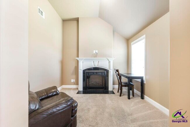 Building Photo - 105 Regency Ct