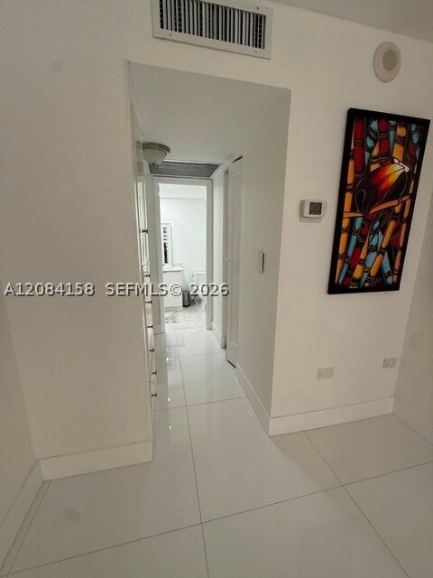 Building Photo - 5555 Collins Ave